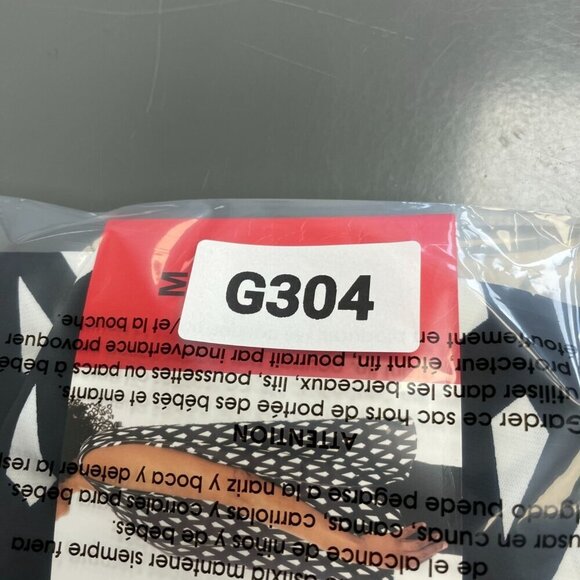 NEW Mario Serrani Women's M Sleeveless Scoop Neck Top Black & White Printed - Picture 8 of 8